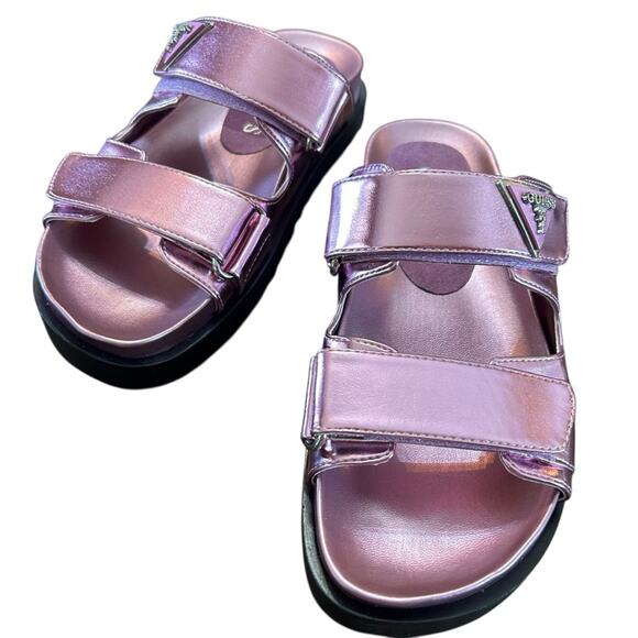GUESS Fabula Lug-Sole Logo Footbed Sandals Slip On  Metallic Pink NEW Size 5 - Picture 4 of 9